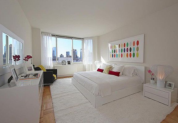 3rd image of 1930 Broadway APT 18D