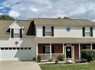 2410 Middlebrook Ridge Ln, Knoxville, TN 37931