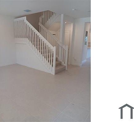 5th image of 2407 NW 117th St #33167