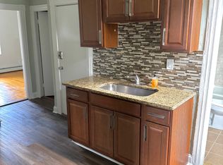 52 Sassafras St FLOOR 2, Providence, RI 02907