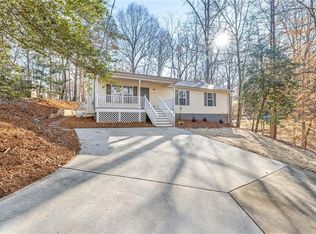 262 Shadow Ln, Dawsonville, GA 30534