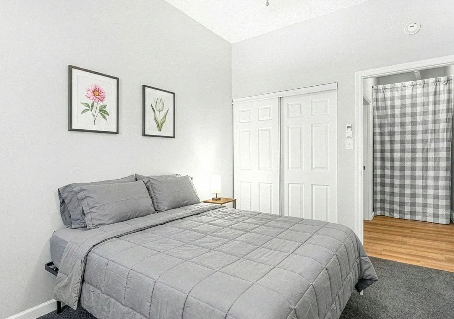 4 bed, 3.0 bath, 1700 sqft, $979 — Photo 3