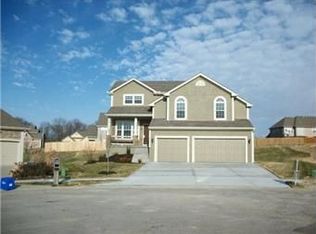 8609 N Utica Ct, Kansas City, MO 64153