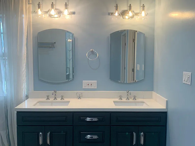 3716 W Victory Blvd — Photo 10