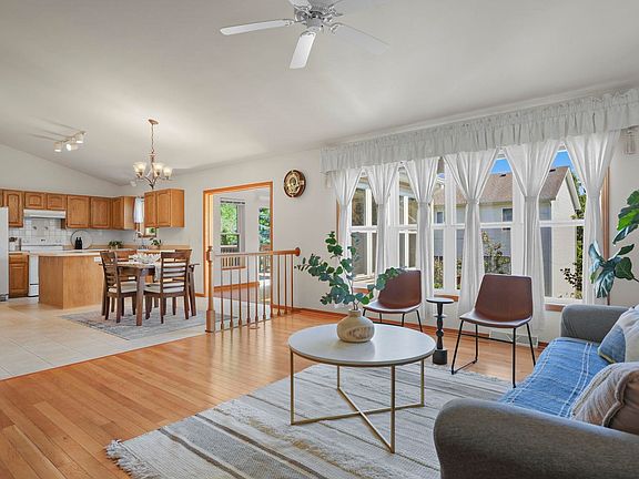4th image of 1110 Velvet Leaf Dr