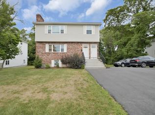 4 Bryon Rd UNIT 4, Chestnut Hill, MA 02467