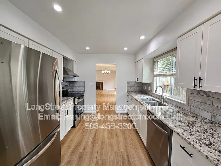 8010 NE Prescott St — Photo 9