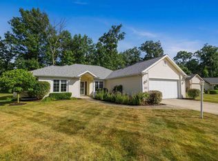 3015 Hedgerow Pass, Fort Wayne, IN 46804