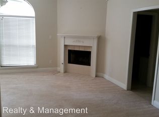 3284 Eastwood Dr, Shreveport, LA 71105