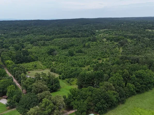 (undisclosed Address), New Blaine, AR 72851