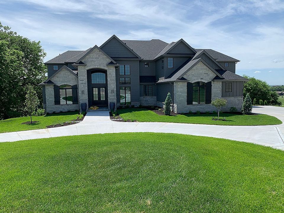 1st image of 23114 Buchanan Cir