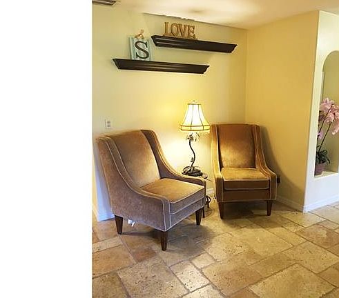 2nd image of 20591 Tanglewood Ln