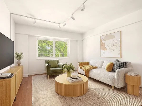 235 Adams St APT 2G, Brooklyn, NY 11201