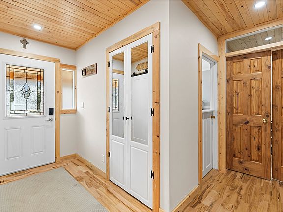 2nd image of 112 Walker Rd