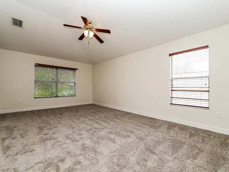 209 Fern Gulley Dr — Photo 10