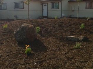 7127 Adrian Dr, Rohnert Park, CA 94928