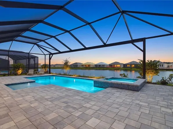 15755 Modena St, Naples, FL 34114