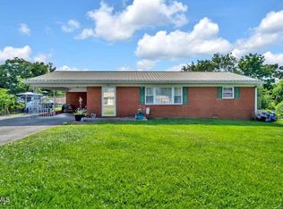 206 Miller Ave, Morristown, TN 37814