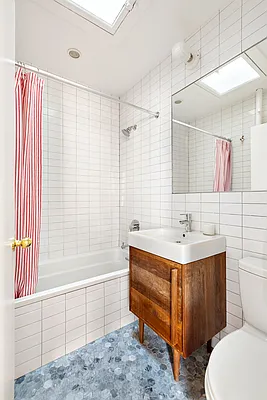 Sold by Compass | media 8