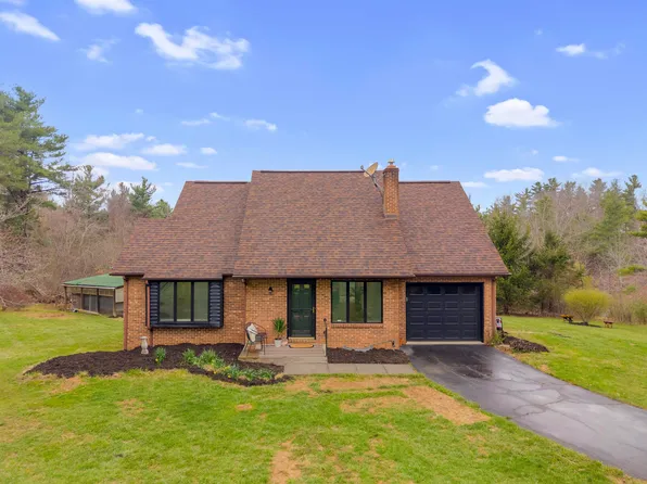 1978 Laurel Creek Rd NE, Pilot, VA 24138