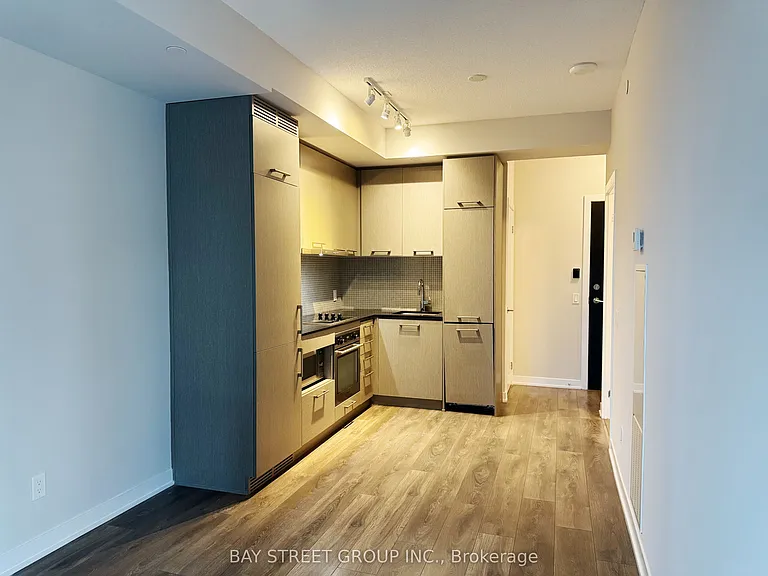 87 Peter St #2501 — Photo 3