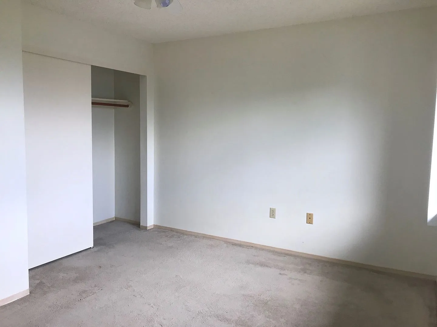 Kumelewai Gardens 1 Bedroom, 1 Bath, 1 Parking — Photo 3