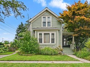310 Fleming St, Howell, MI 48843