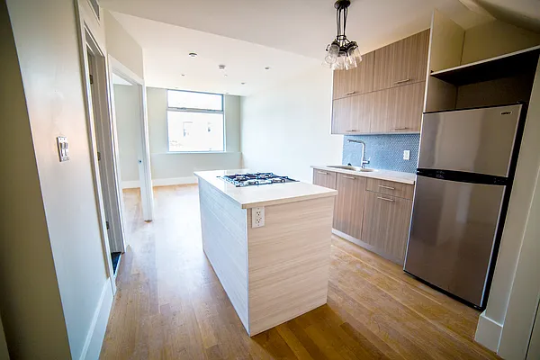 Rented by Lang Realty LLC | media 25