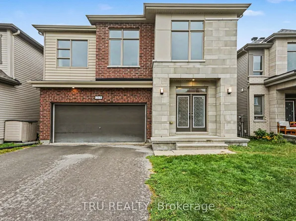 213 Quarter Horse St, Ottawa, ON K2S 0X9