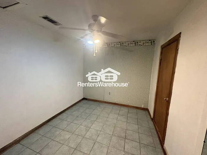 1501 Briarwood Blvd — Photo 8