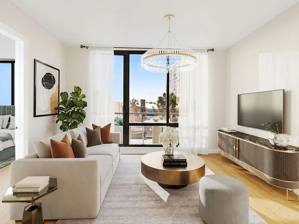 63-36 99th St #8D, Rego Park, NY 11374