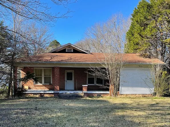 1731 N Feemster Lake Rd, Tupelo, MS 38804