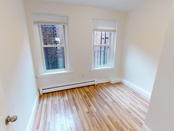5th image of 23 Sheafe St #6
