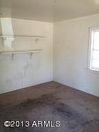 2nd image of 2522 W Belmont Ave