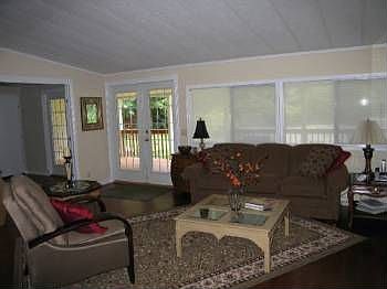 5th image of 50 Chinook Dr