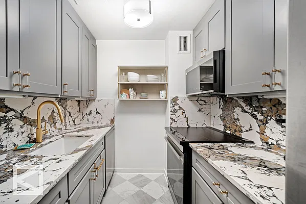 Kitchen, photo 1