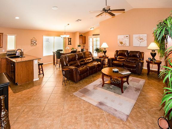 5th image of 41937 W Anne Ln