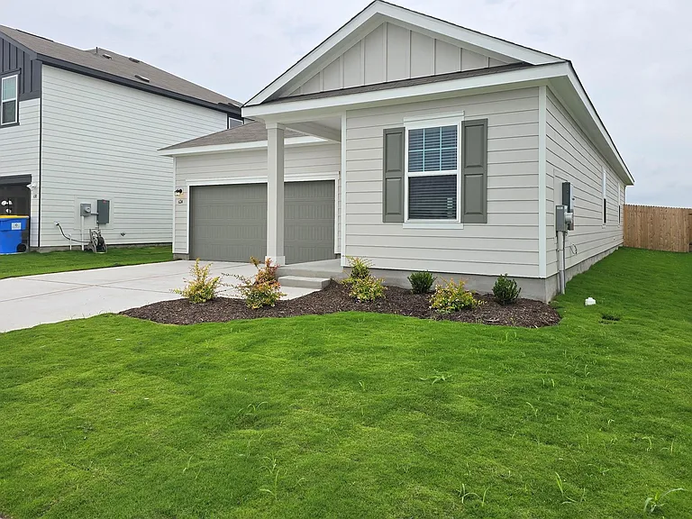 624 Wesley Miller Ln — Photo 3