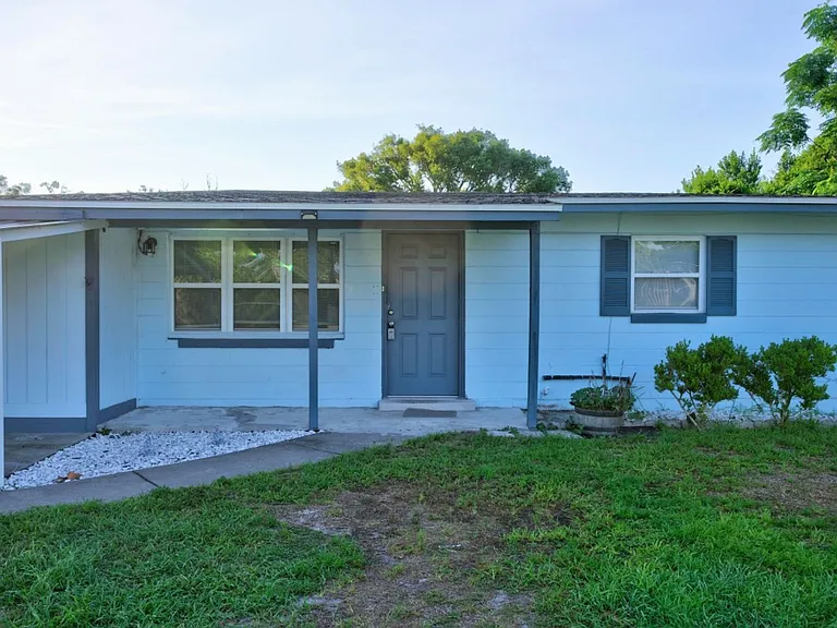 442 Ameca Ave — Photo 4