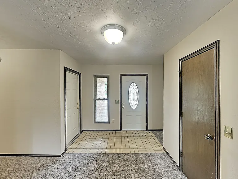 3905 Regatta Rd — Photo 4
