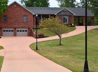 318 Lankford Rd, Paris, TN 38242