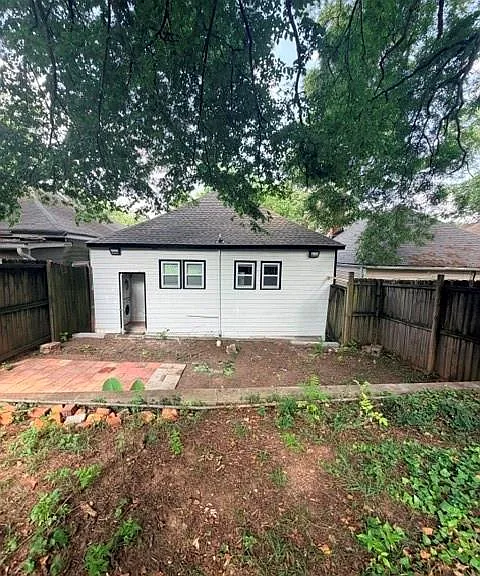 498 Connally St SE — Photo 21