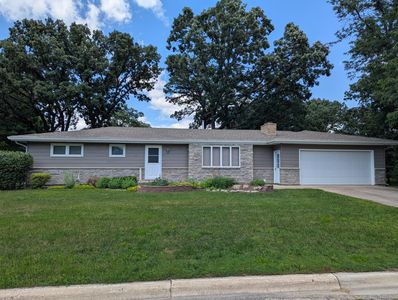 417 Ridge Rd, Albert Lea, MN, 56007
