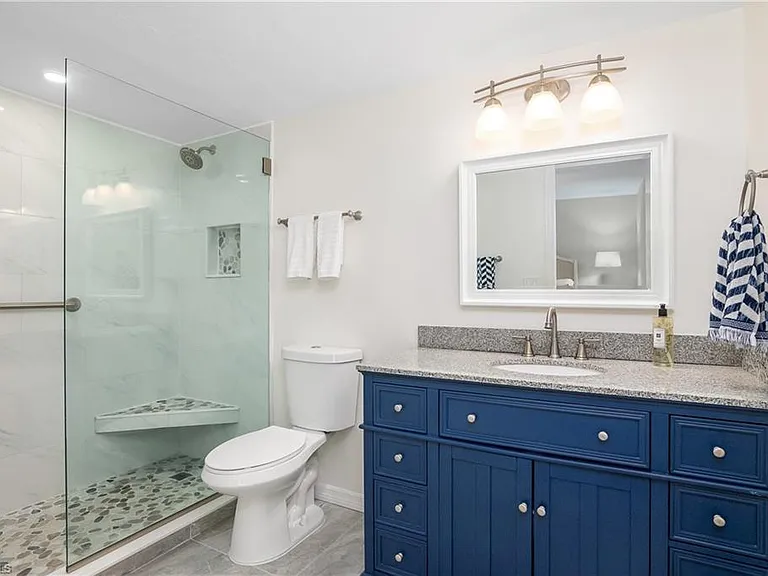 105 Georgetown Blvd #105 — Photo 15