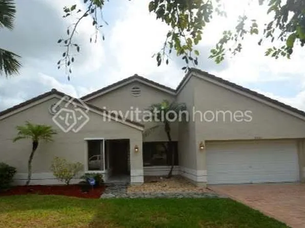 5021 NW 64th Dr, Pompano Beach, FL 33067