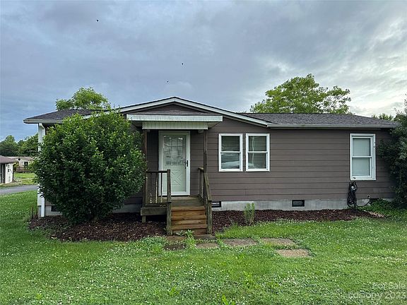 3rd image of 3606 E State Highway 27
