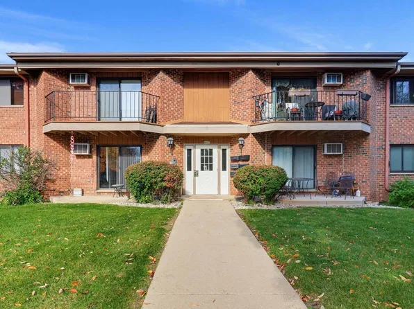 4415 S Greenridge CIRCLE #C, Greenfield, WI 53220