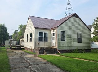 315 Center St, Melvin, IA 51350