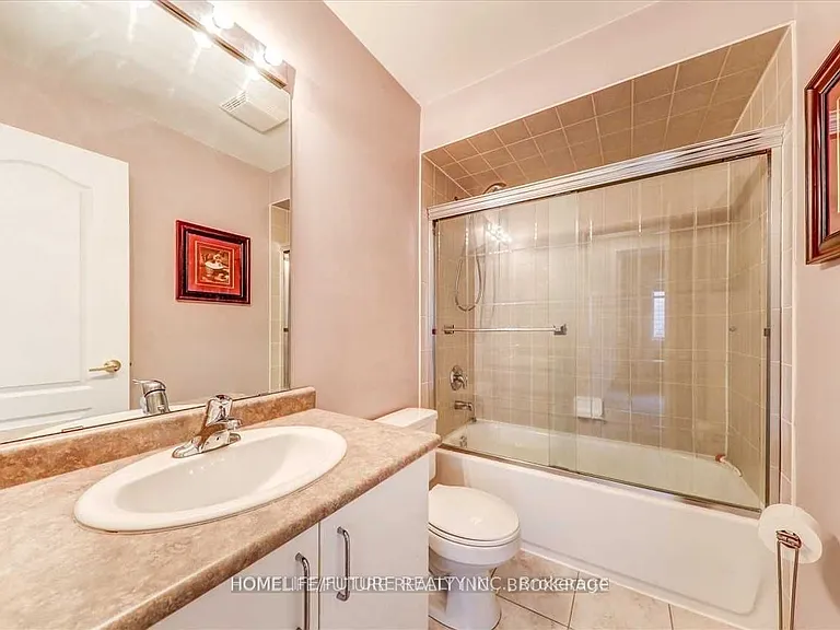 20 Kenilworth Cres — Photo 16
