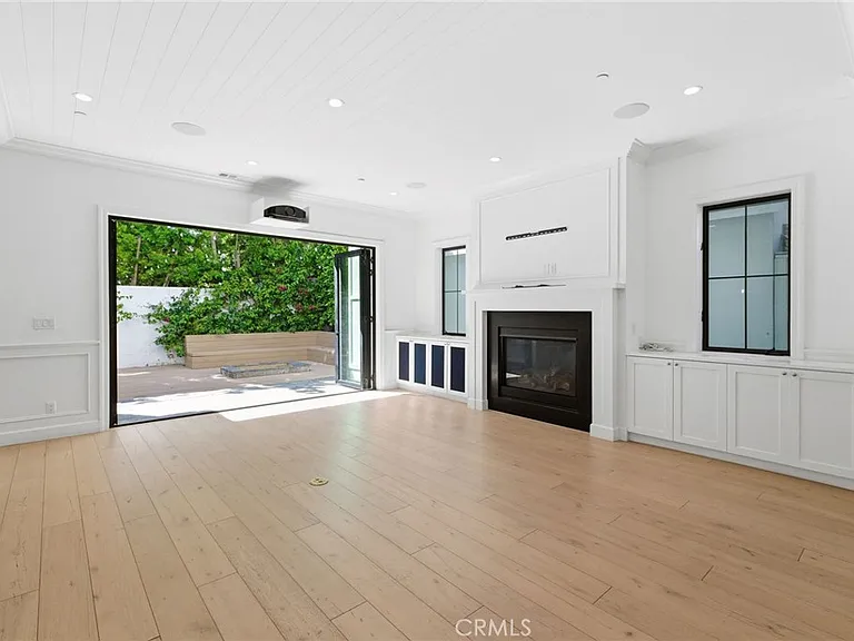 1405 Oak Ave — Photo 13